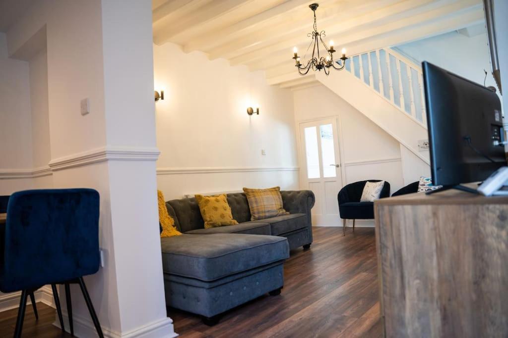 Wavecrest - Characterful 3 Bedroom Holiday home *