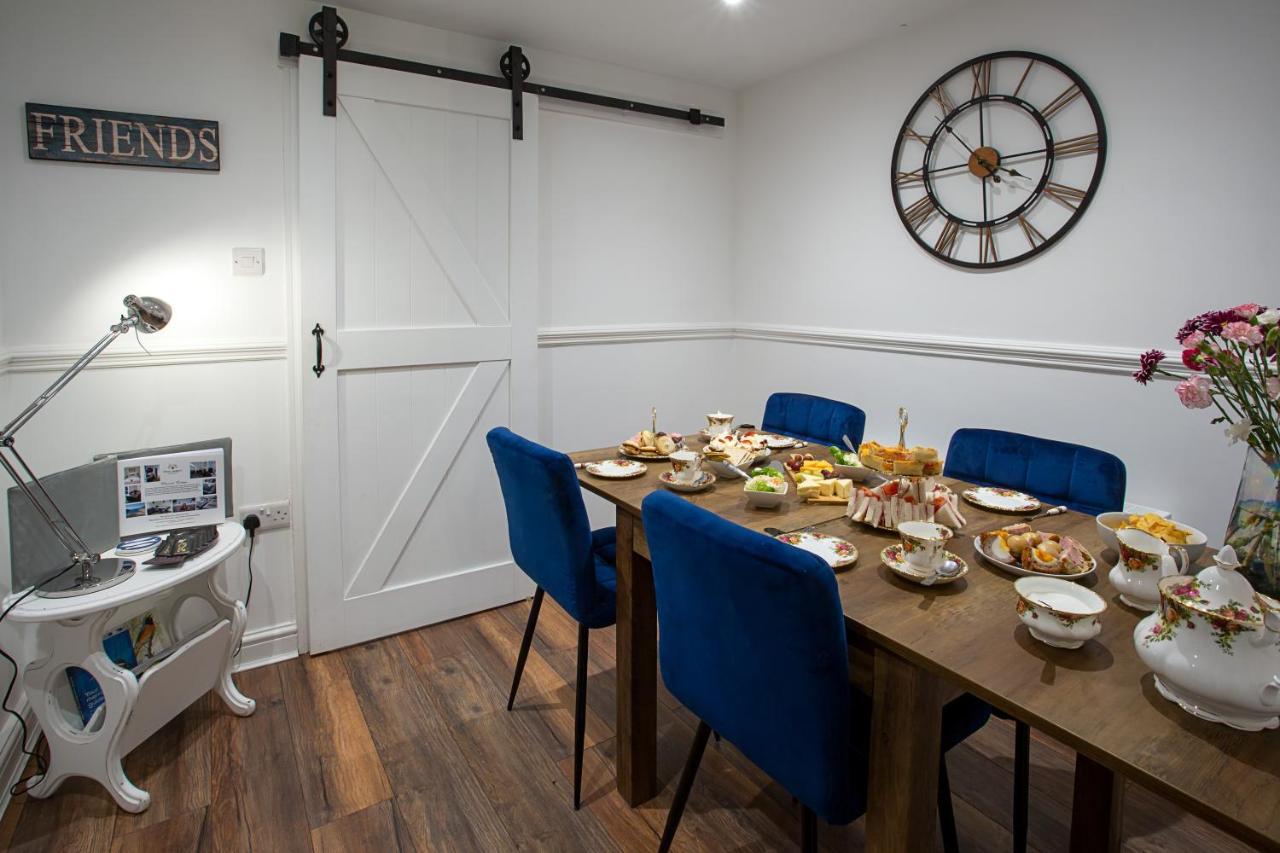 Wavecrest - Characterful 3 Bedroom Holiday home *