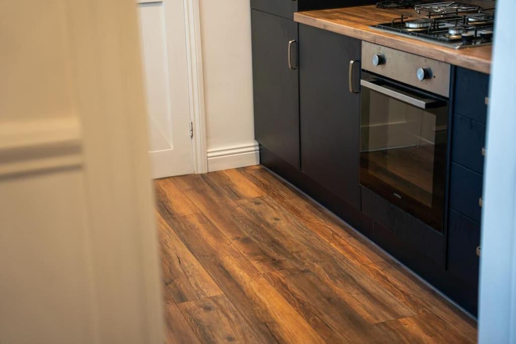 Wavecrest - Characterful 3 Bedroom *